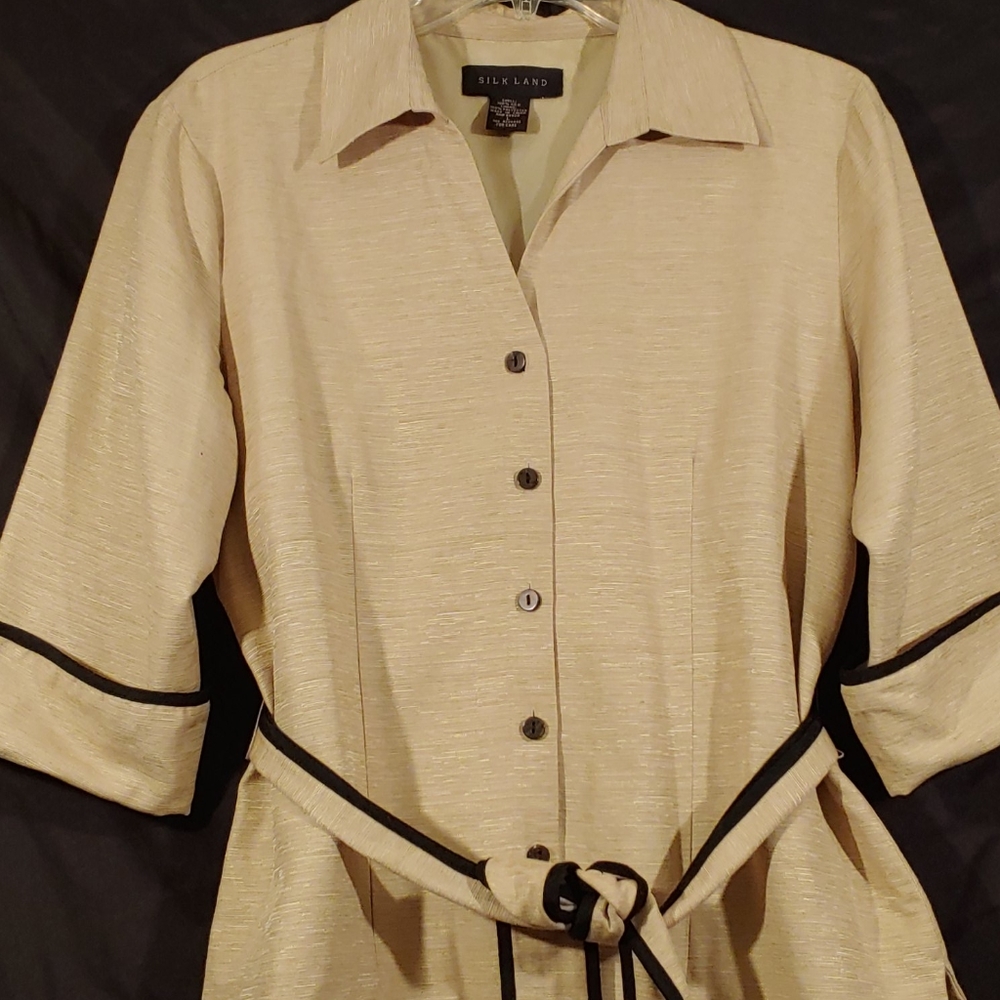 Silkland Blouse - Picture 3 of 4